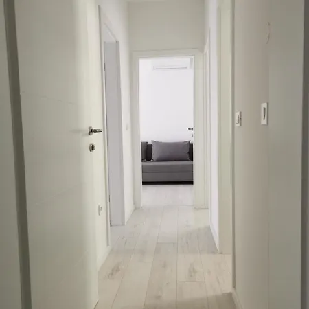 Aurora Vrsi-mulo Apartment
