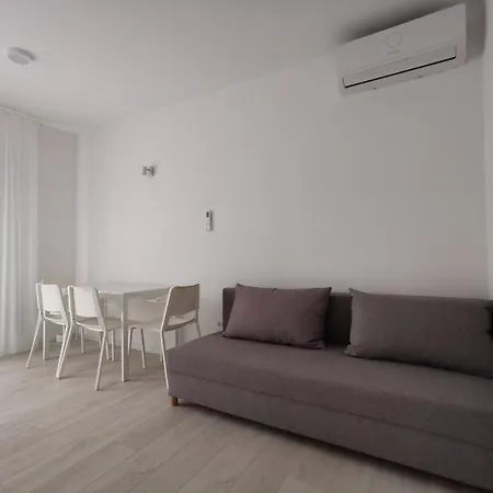 Apartment Aurora Vrsi-mulo