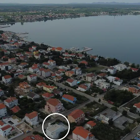 Aurora Vrsi-mulo Apartman Vrsi